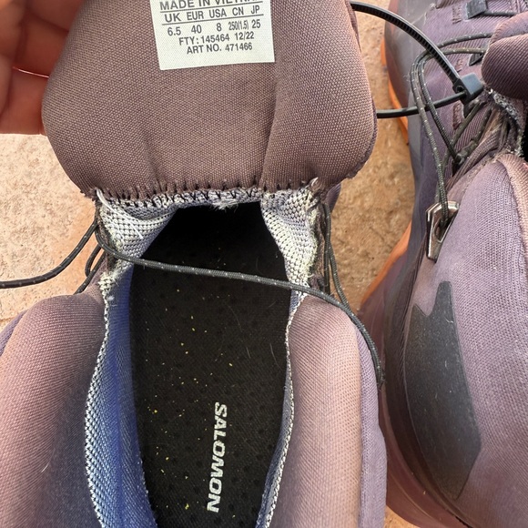 Salomon Women's Burgundy Athletic Shoes
Salomon GORETEX Cross Hike Mid GTX 2 - Picture 7 of 11